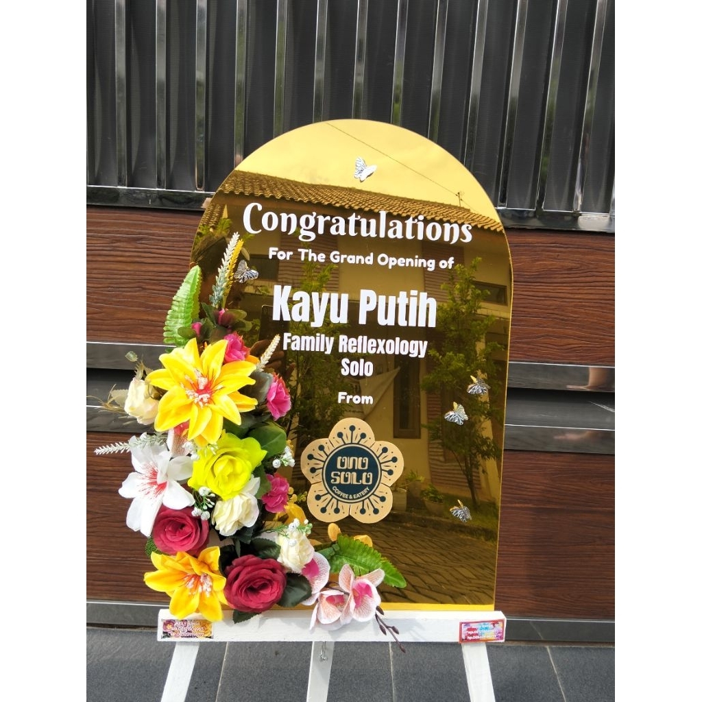 papan bunga acrylic solo raya