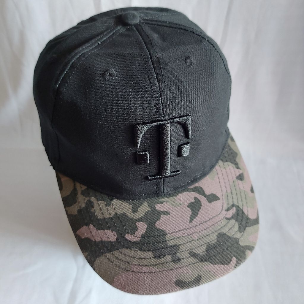 Topi Second Camo Logo T