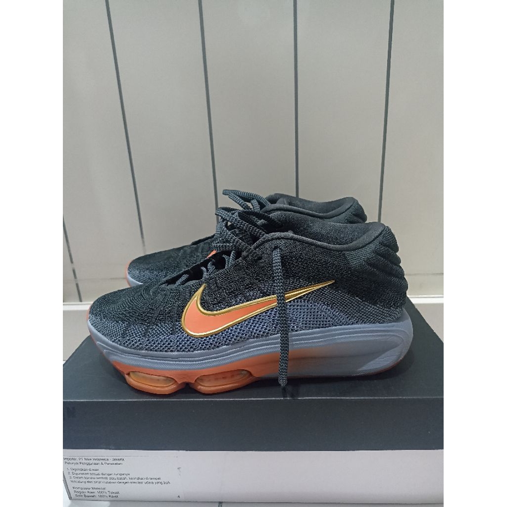 nike G.T hustle 3 /gt hustle 3 uk 40