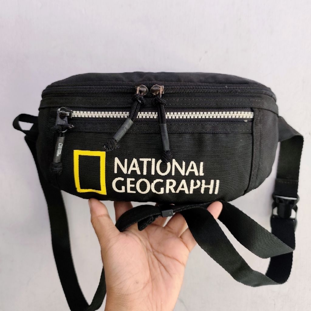 Natgeo Waist bag / WB Natgeo Hitam