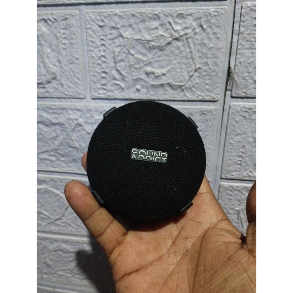 sound addict speaker bluetooth