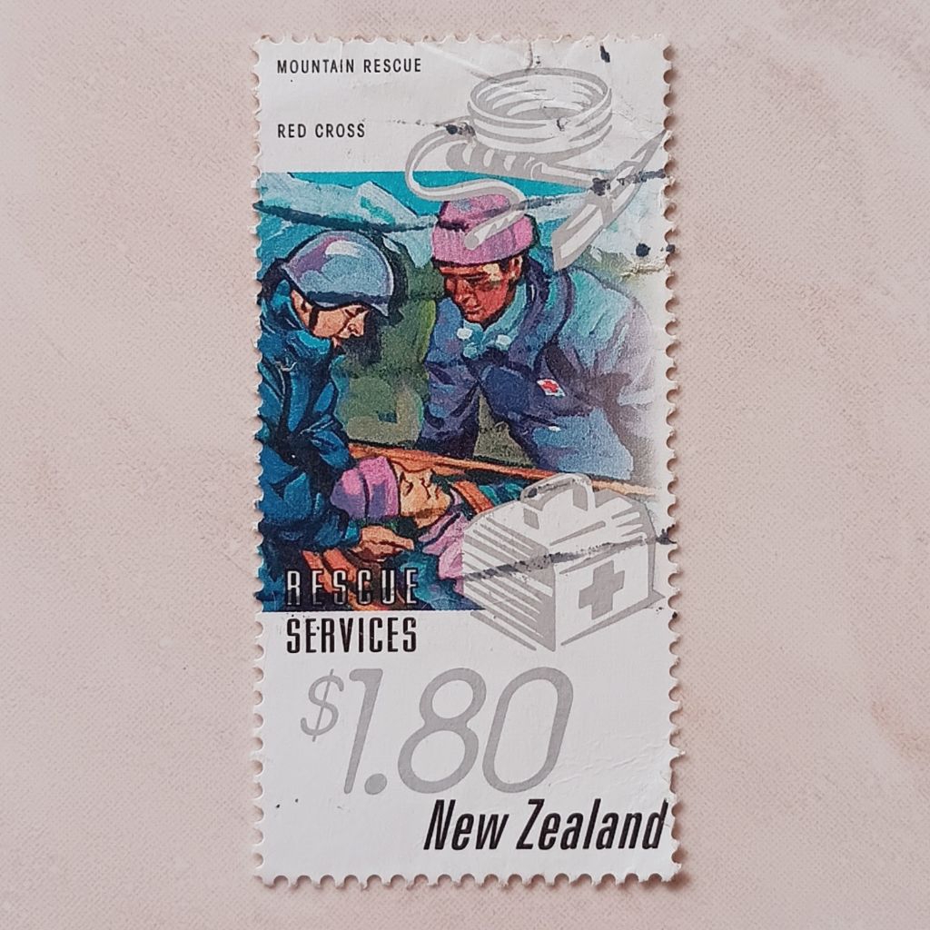 (OG) Perangko New Zealand 1996 Rescue Services - Mountain Rescue 1,80 dollar New Zealand Used