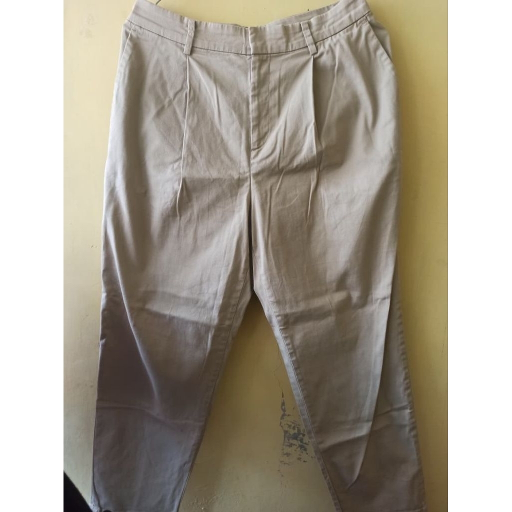 Preloved baggy pants uniqlo