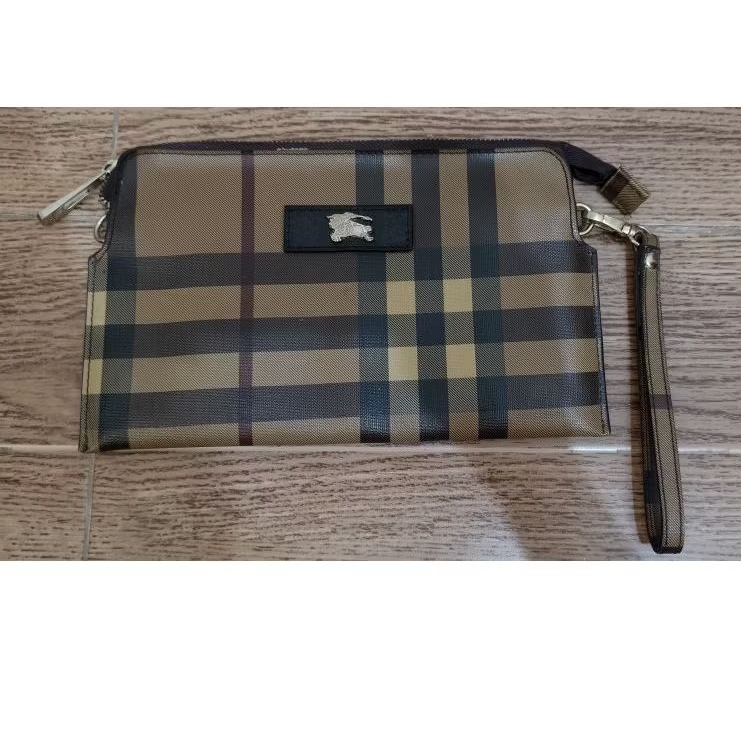 Clutch ala burberry (second)