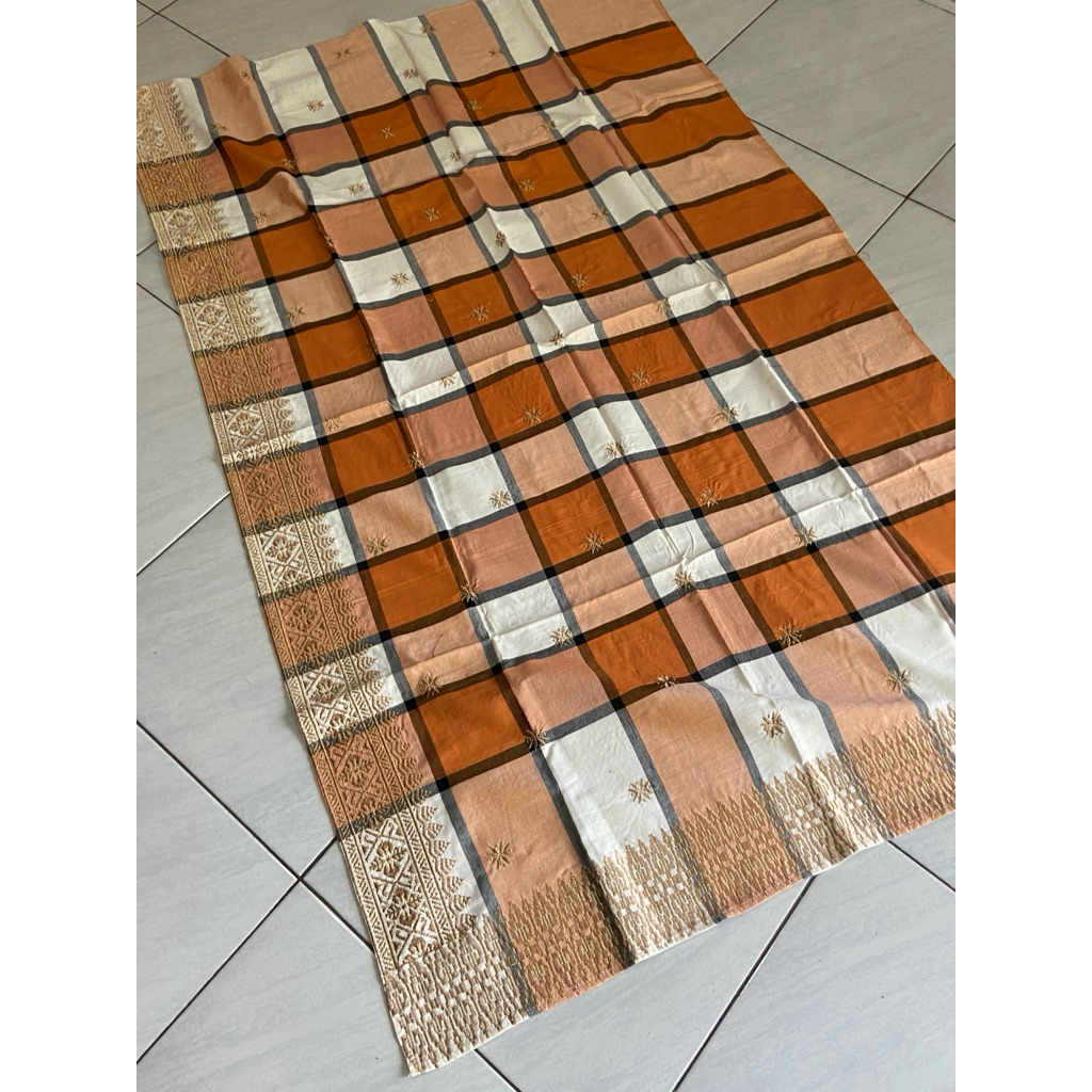 Saput endek kotak kuning semi songket