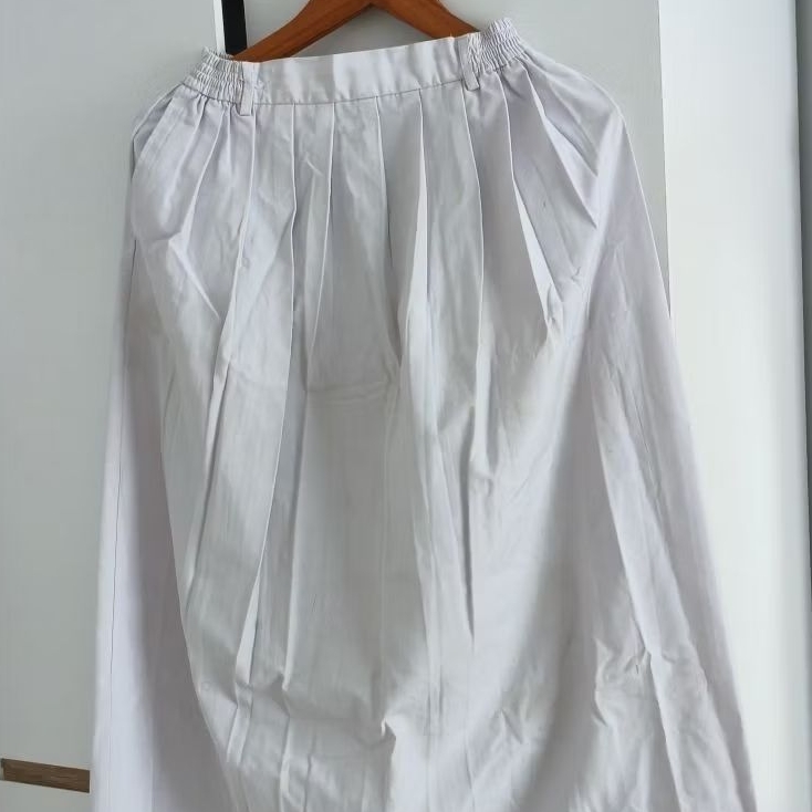 Preloved Rok Putih panjang seragam Sekolah SMP/SMA ukuran L