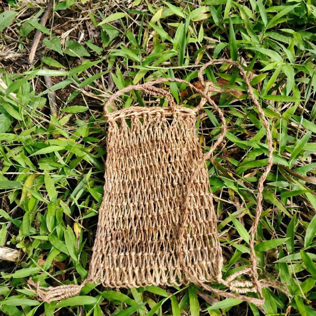 Tas Koja Baduy 15×21 cm Original – Anyaman Handmade Khas Baduy, Kuat, Unik & Limited Edition”