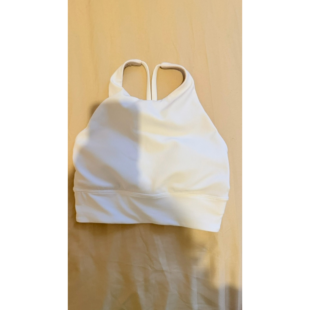 Lululemon sport bra size 4