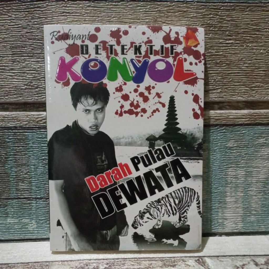 Detektif konyol darah pulau dewata.