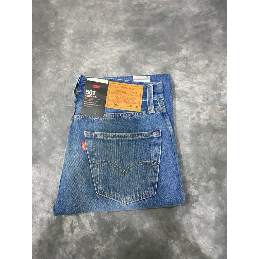 Celana Jenas Pria LEVI’S 501 REGULER ORIGINAL BIRU  501-3785