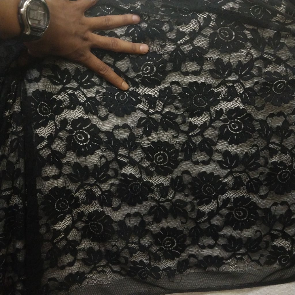 Kain/Bahan/Brukat stretch/melar/Motif bunga/Brukat kebaya(harga per 0,5 meter)