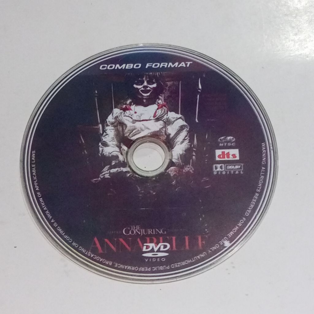 Kaset VCD/DVD Tanpa Sampul (Bugil)