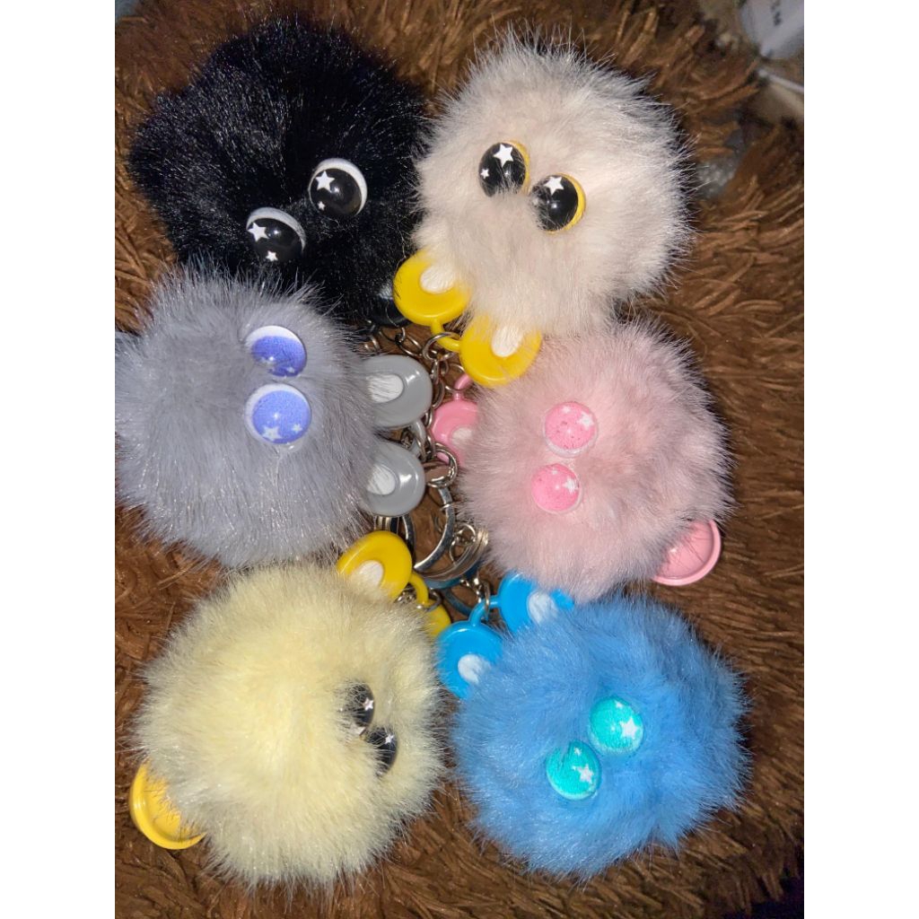 Gantungan kunci tas Boneka Bola Bulu Bermata Besar Lucu