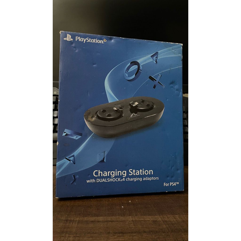 Charging Station With Dualshock 4