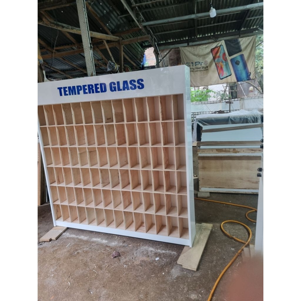 RAK anti gores hp model susun berdiri