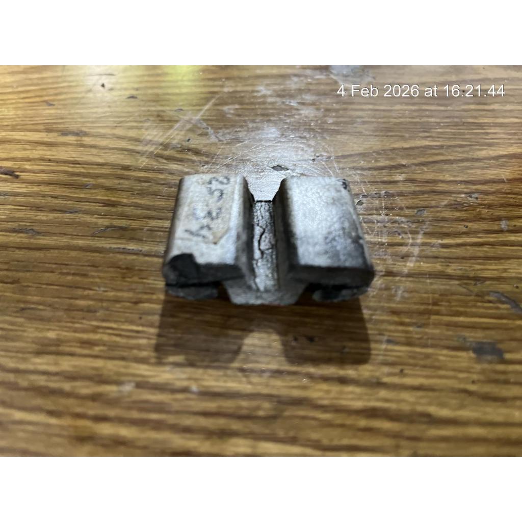 karet jok / bantalan jok yamaha l2s l2g l2sn original / 2534