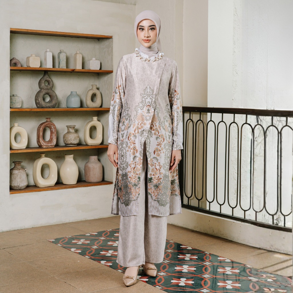 Batik Adyatma Wanita Alana Beige One Set Tunik Celana Kulot