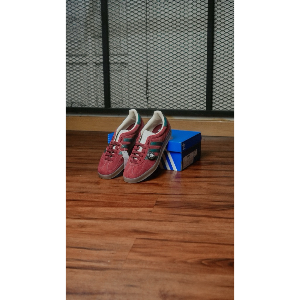 Adidas Gazelle Indoor Shadow red