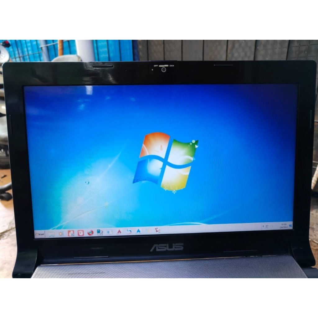 laptop Asus core i5 N43S
