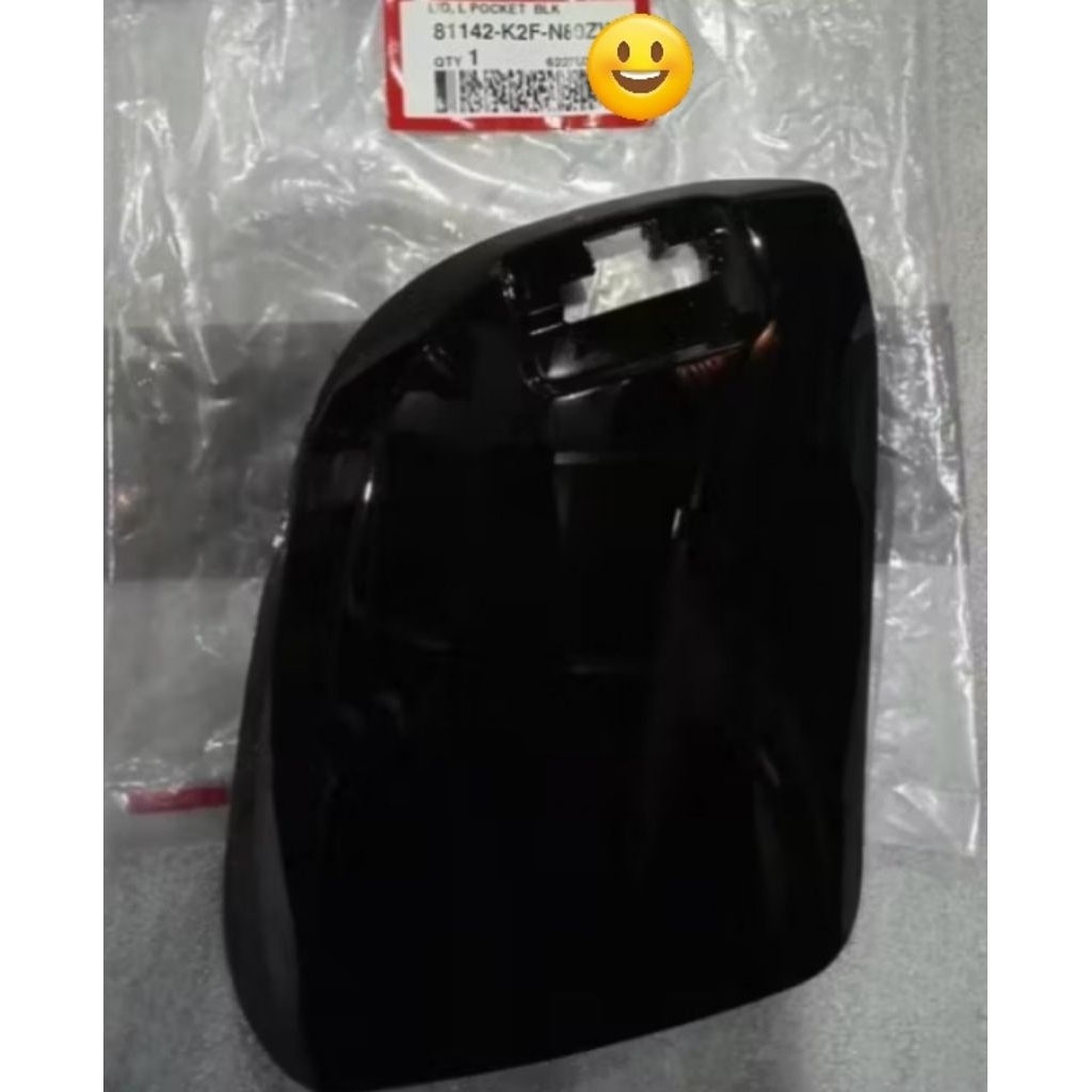 tutup dasbor charger hitam honda new scoopy 2021 original AHM 81142-K2F-N00ZL