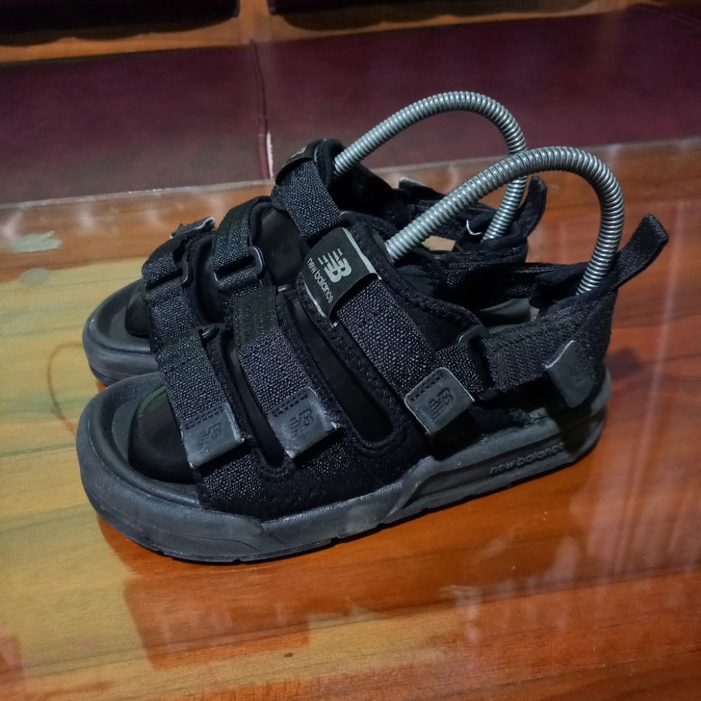 NEW BALANCE SANDAL FULLBLACK SECOND BRANDED