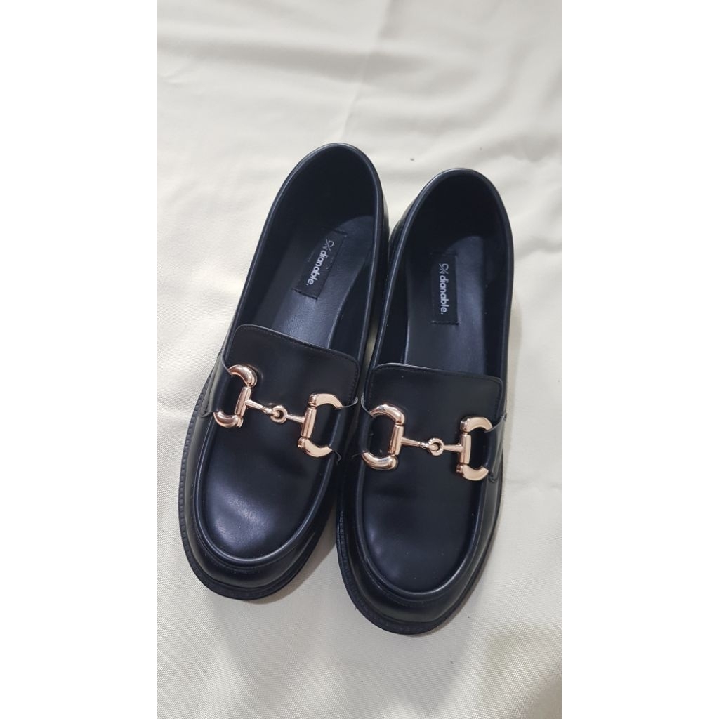 Dianable Loafers