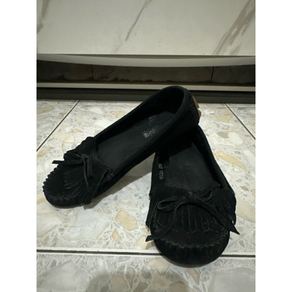 Preloved Sepatu Loafers Wanita size 36