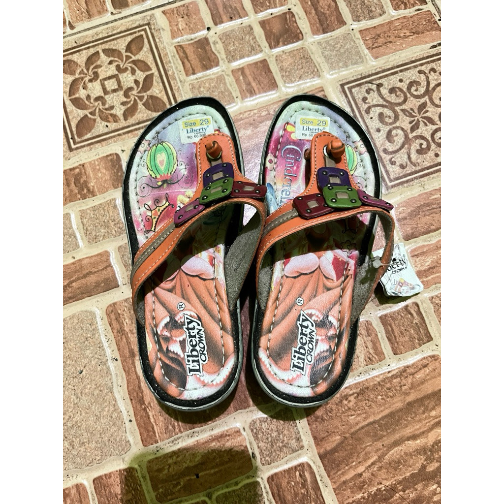 [Cuci Gudang] Sandal Anak Perempuan Liberty Crown