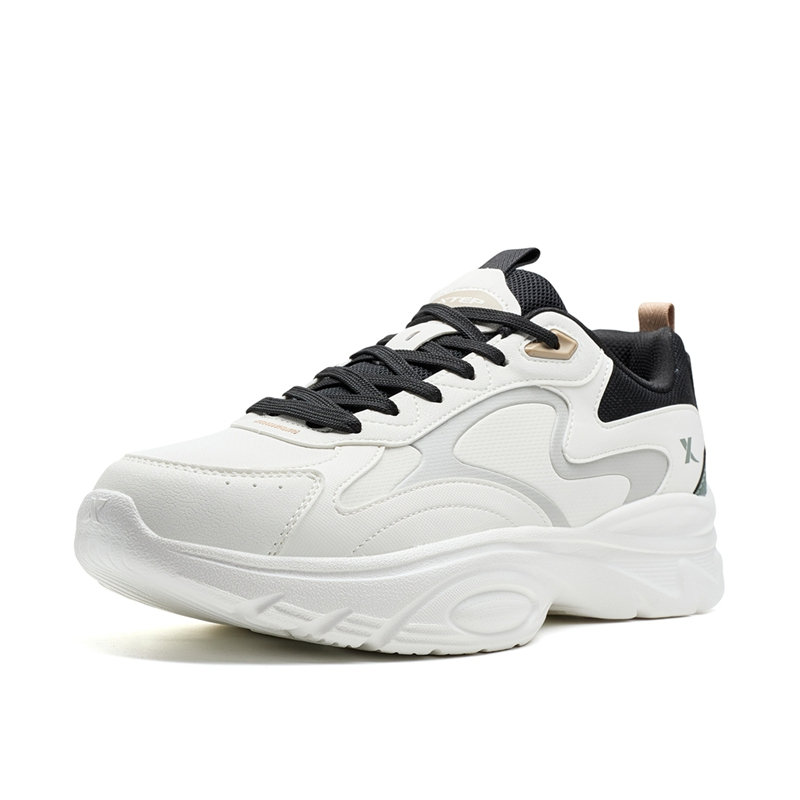 XTEP Sepatu Olahraga Lari Pria - Basic Dad Shoes
