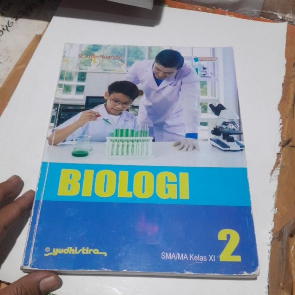 BUKU BIOLOGI UNTUK SMA KELAS 2/XI/11 KURIKULUM MERDEKA PENERBIT YUDISTIRA/YUDHISTIRA