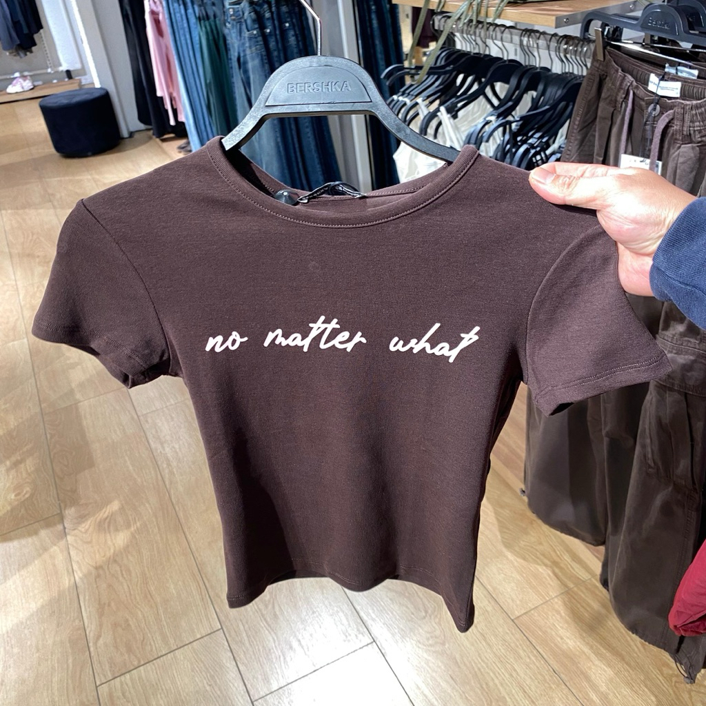 Jastip. Tshirt Crop Bershka (Woman)