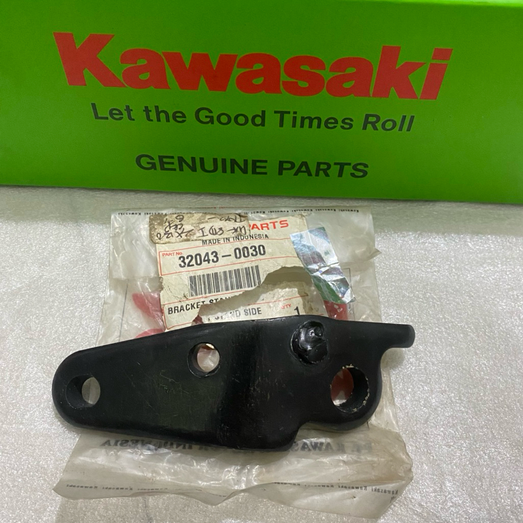 breket standar samping kawasaki zx130