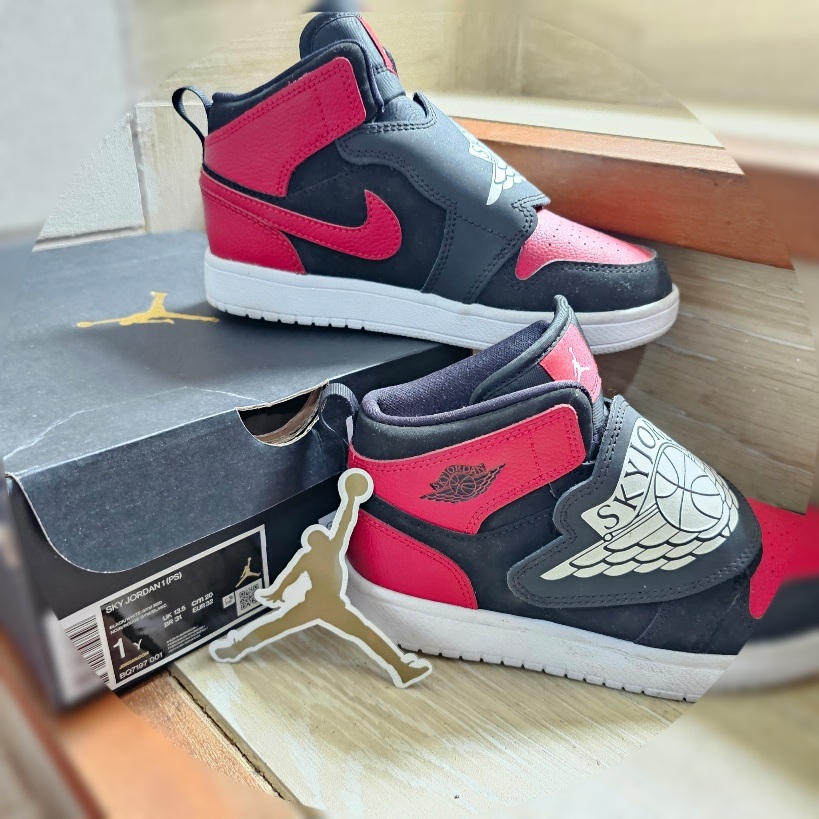 (PL like new) Sky-Air-Jordan-1-Bred-PS 100% Authentic size 32