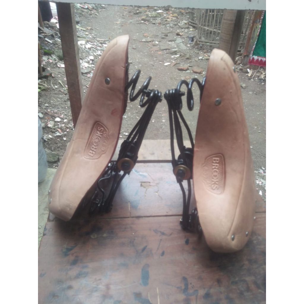 sadel dames cewe kulit asli