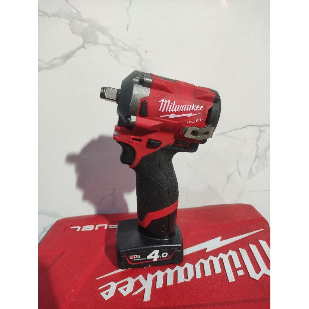 Impact Milwaukee M12 FIWF12 Lengkap Dua baterai