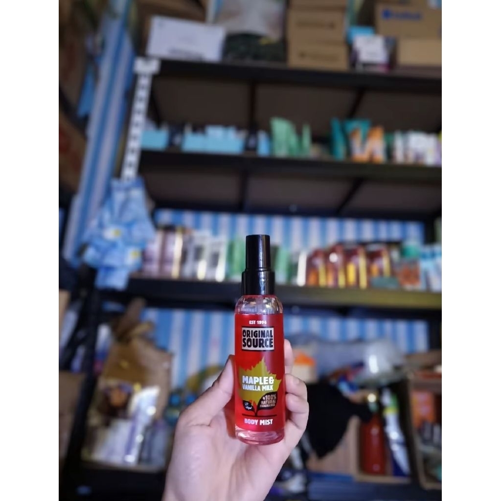 ORIGINAL SOURCE MAPLE & VANILLA MILK BODY MIST 100ML