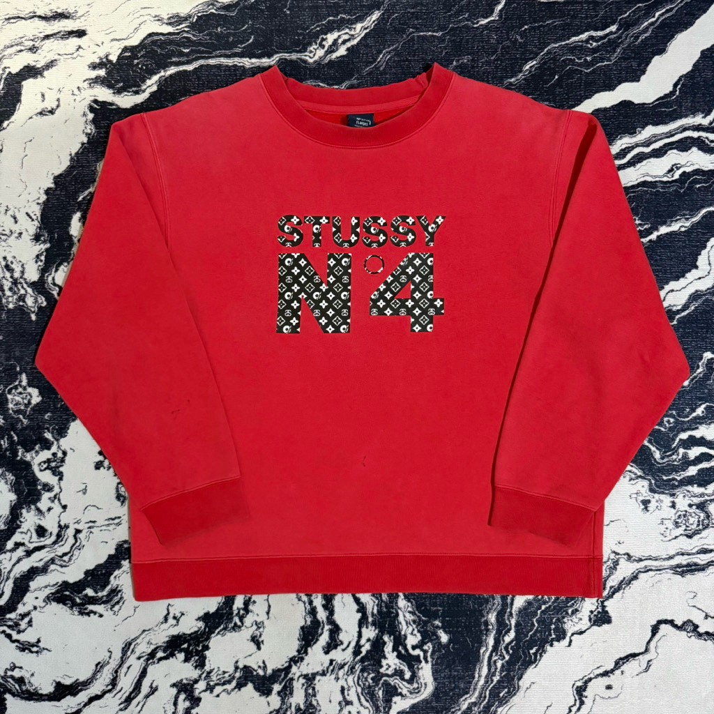 Vintage 00’s stussy N4 L V monogram crewneck