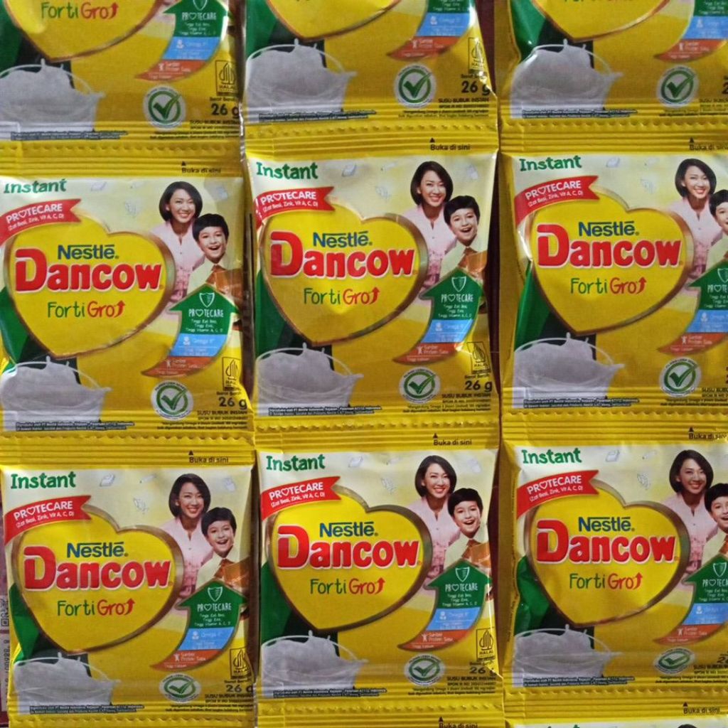 SUSU DANCOW INSTANT PUTIH 27g 1renteng