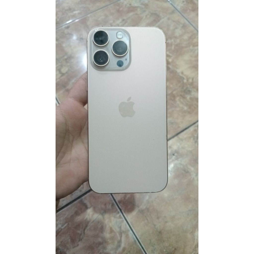 IPHONE 16 PRO MAX HDC