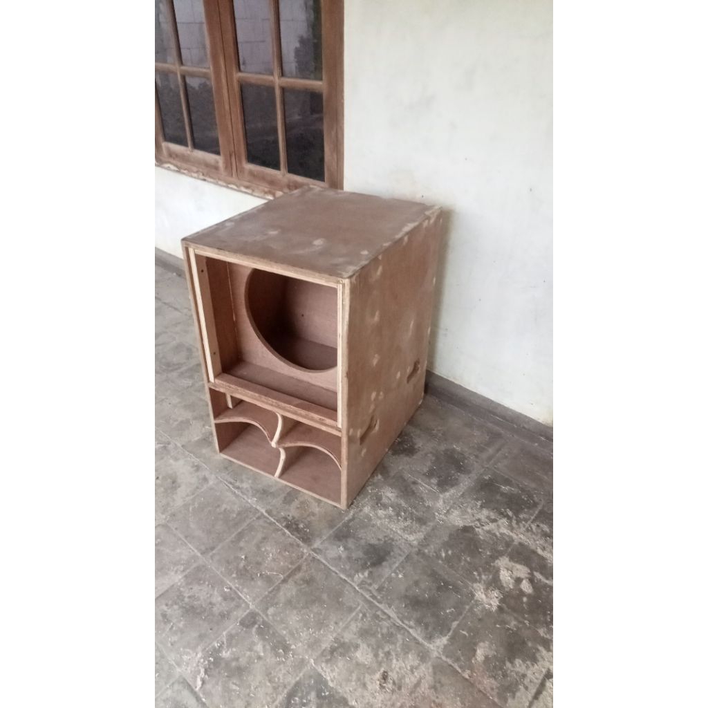 Box_speaker_15_inch
