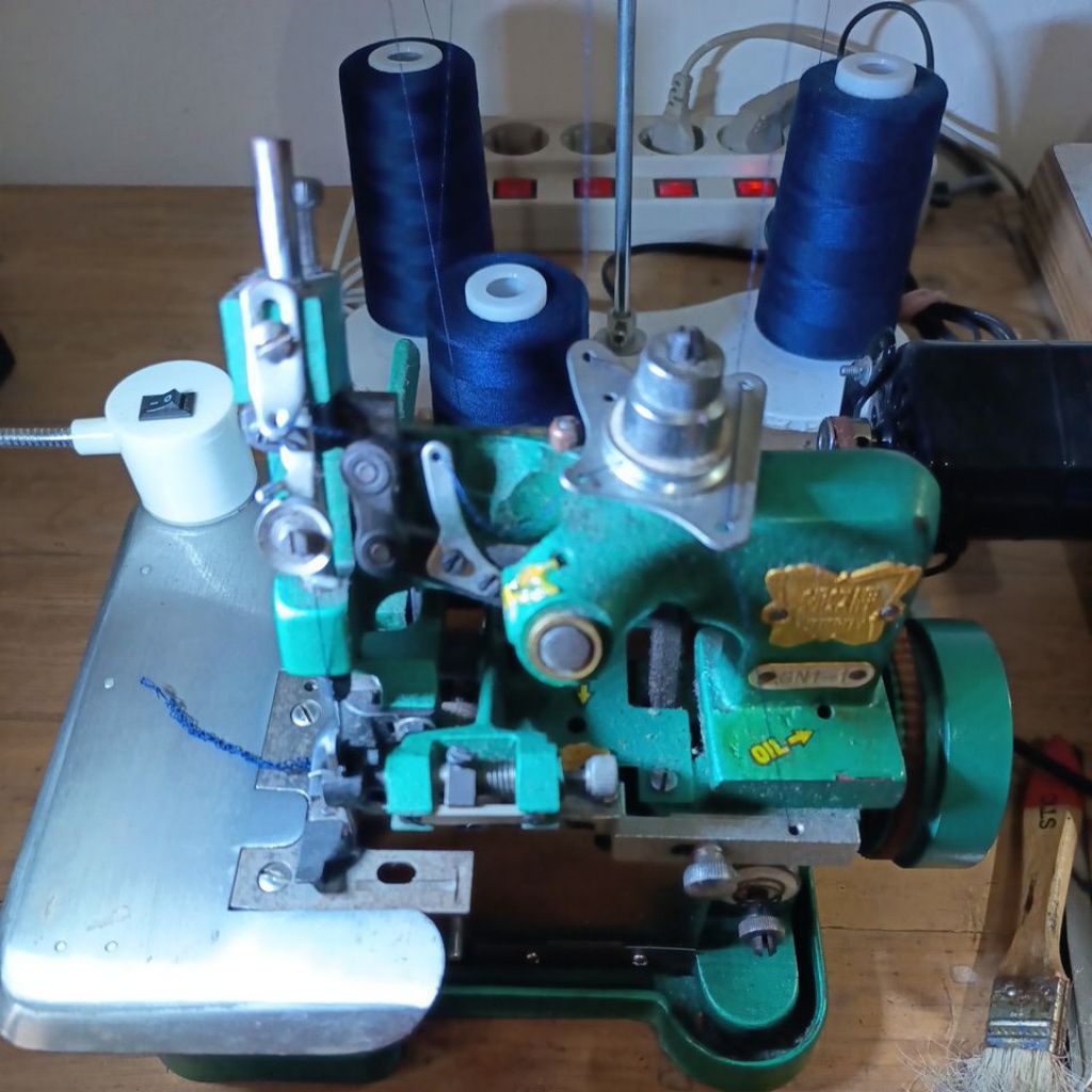 Mesin Obras Butterfly Second Benang 3 Sesuai Foto