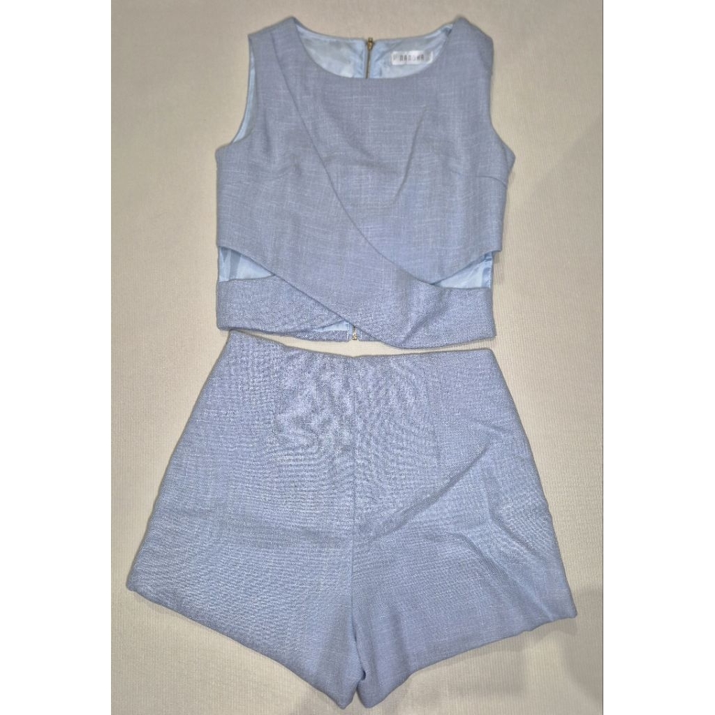 Set Crop Top Asimetris + Skort (Rok Celana) Bangkok size M