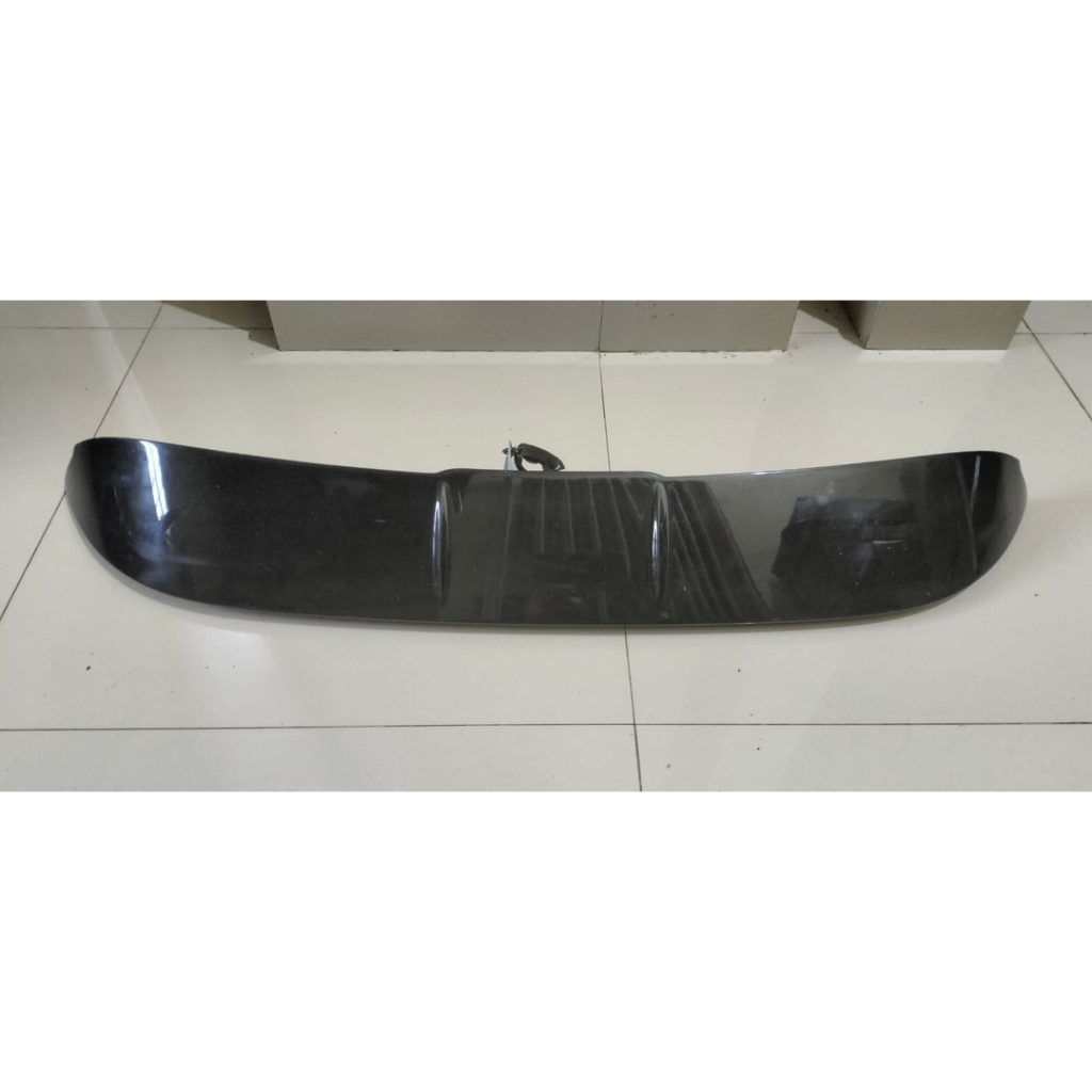 Spoiler belakang Nissan March original