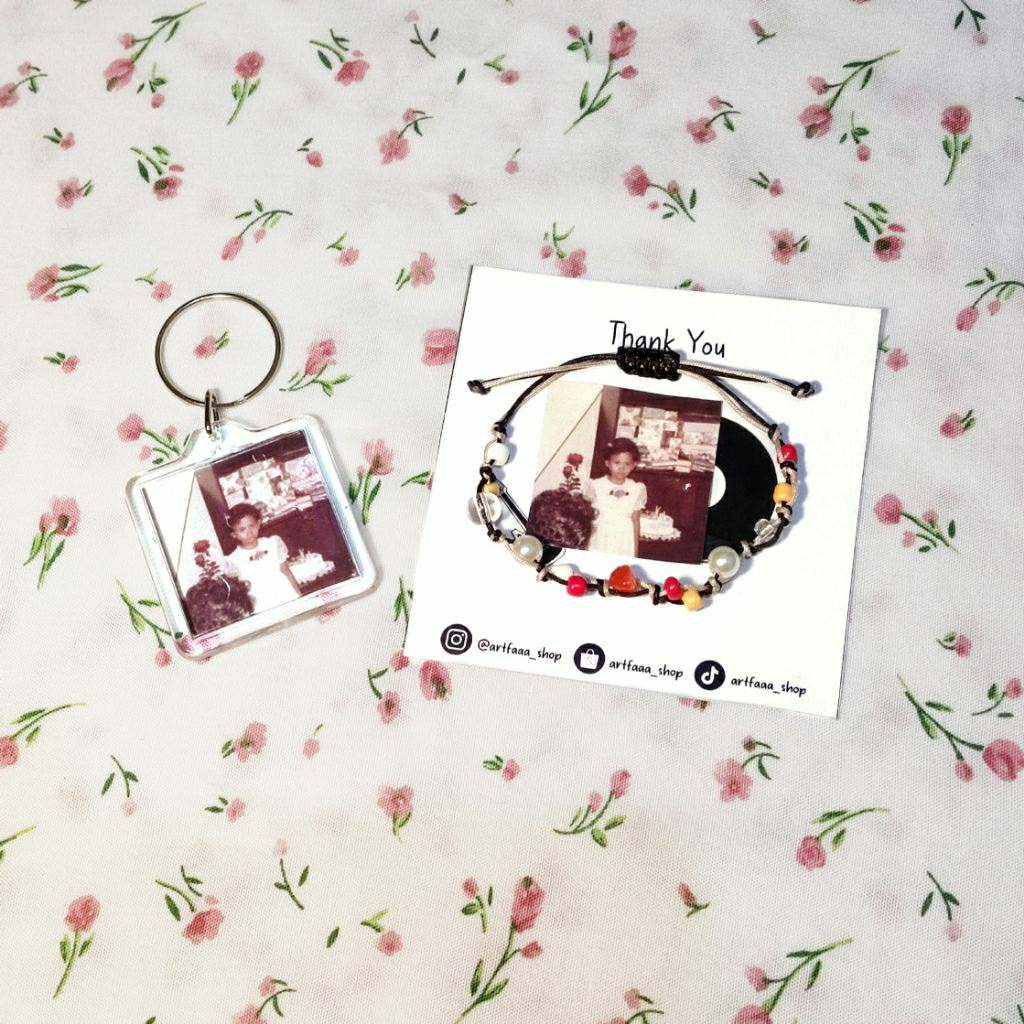 paket gelang keychain nadin amizah, gelang nadin amizah, gantungan nadin amizah