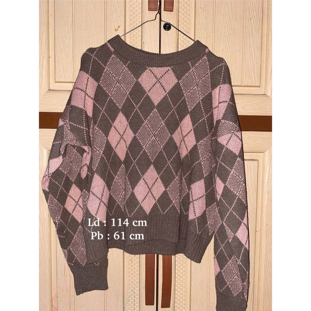 Preloved baju/ sweater/ cardigan uniqlo/ celana/ rok