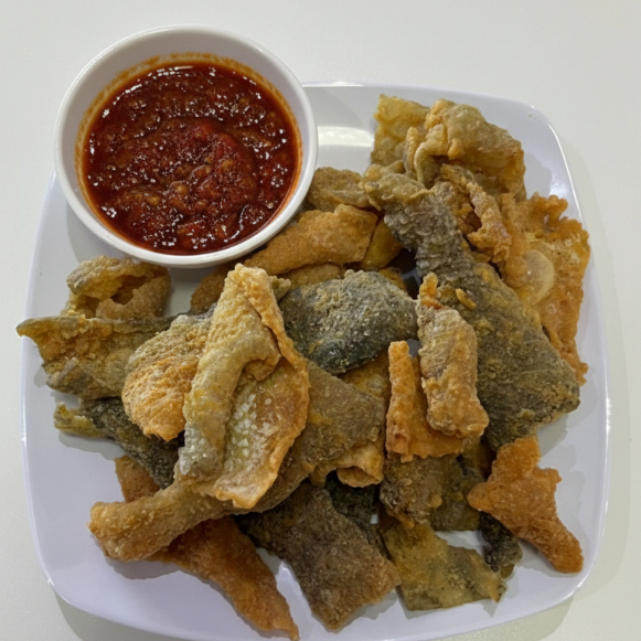 Dapur Mamih Kinan - Skin Salmon Crispy varian Original 120 gram