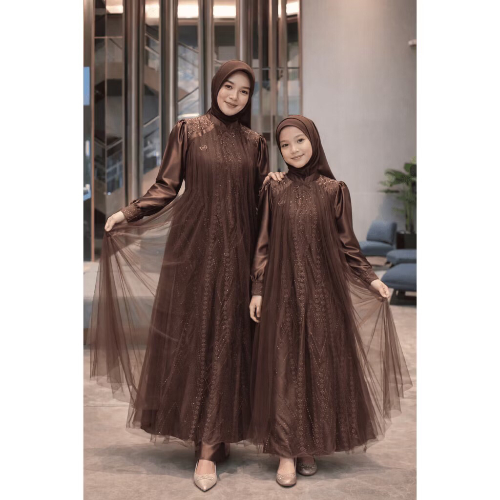 Gamis Brokat Couple Mom & Kids Mewah Elegant Leya Dress Pesta Brokat Mahogany Gamis Sarimbit Lebaran