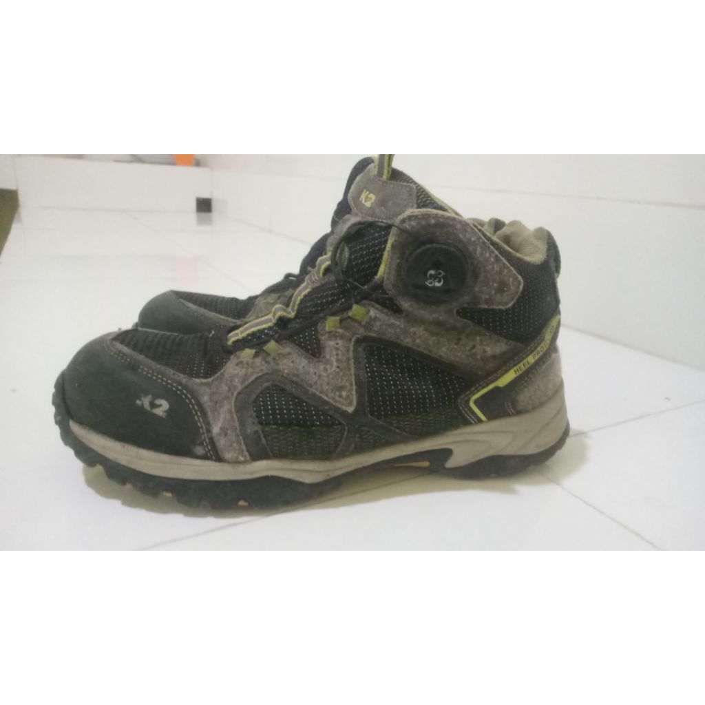 sepatu safety k2