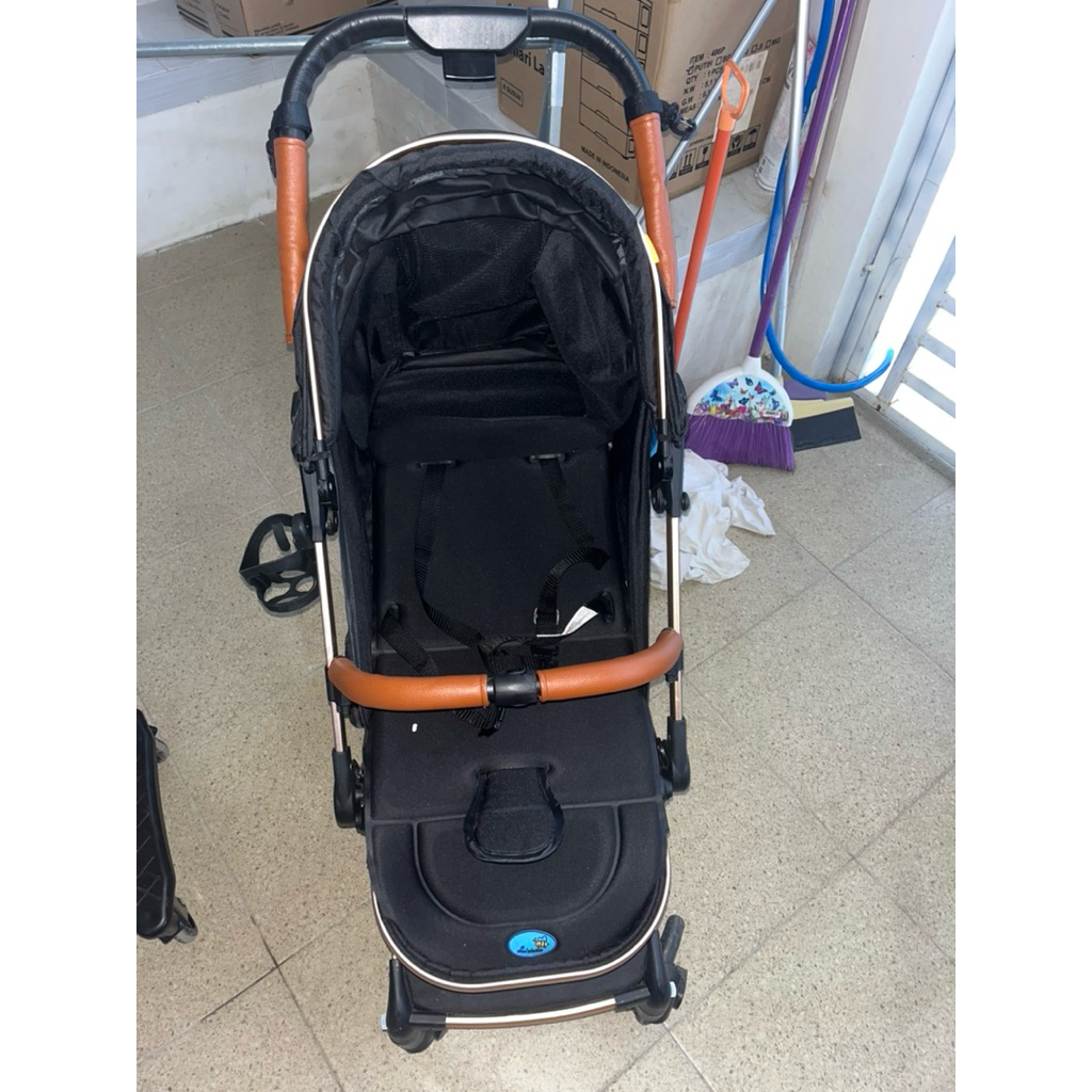 PRELOVED STROLLER LABEILLE