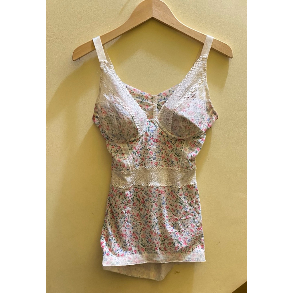 Tanktop bra bunga renda